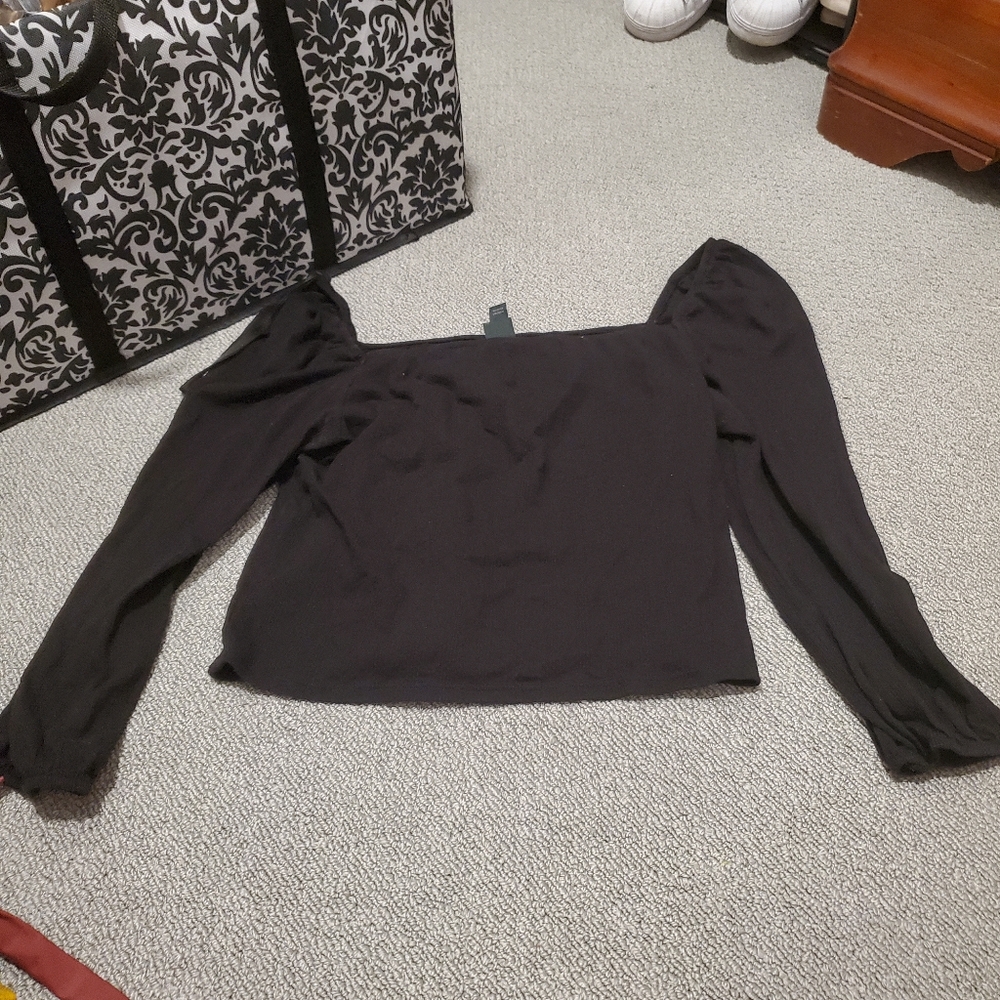 Black Crop Top Eyelet Long Sleeve